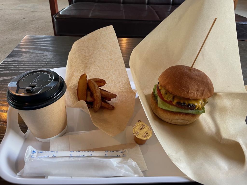 おすすめ『FLOPPY BURGER HOUSE』🍔
