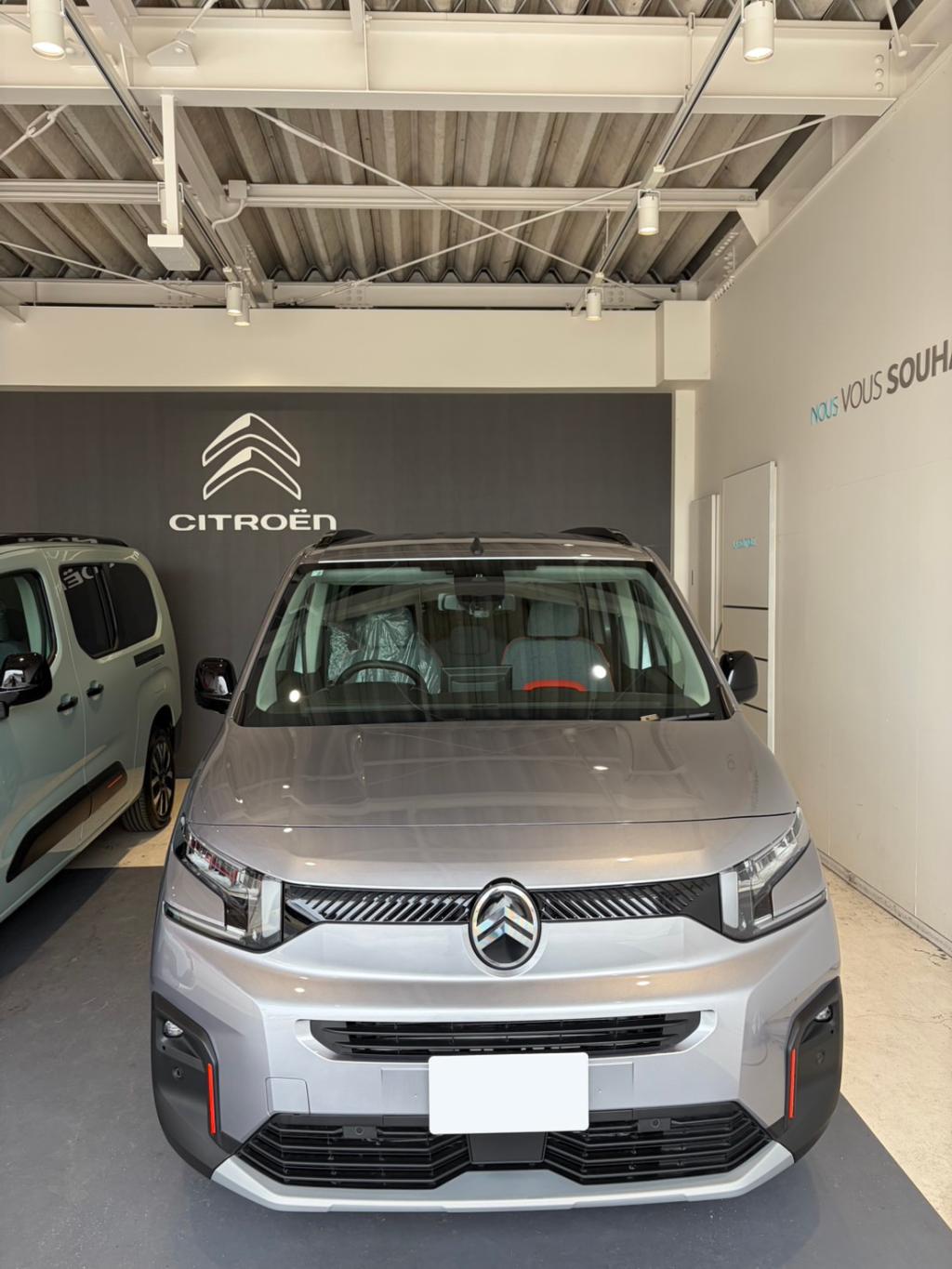 コーティング車両