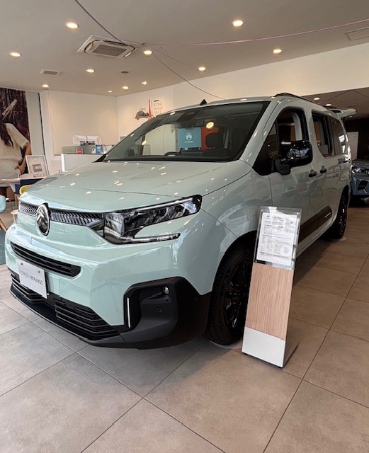 BERLINGO　アクアグリーン