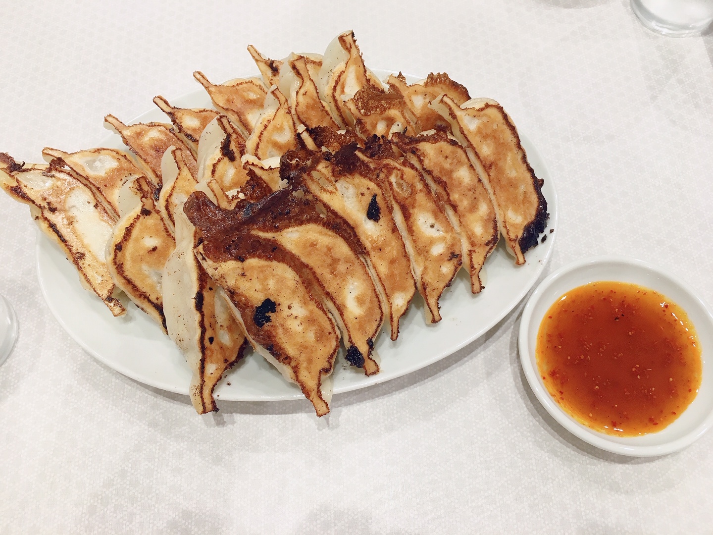 餃子の人気店。