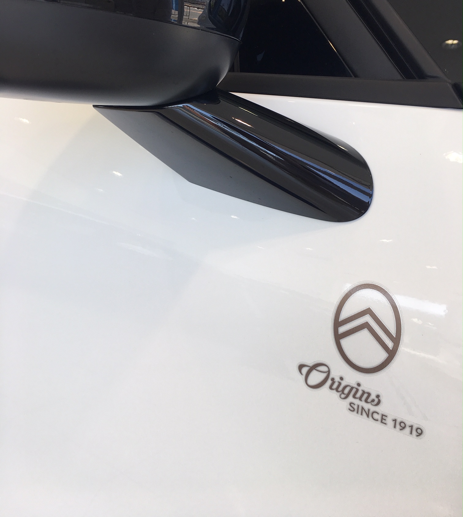 ショールームには。