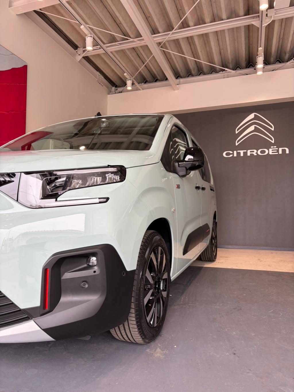 コーティング車両