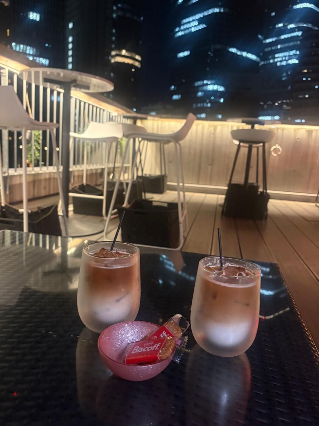 カフェ