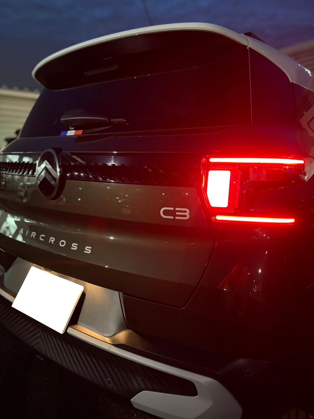 NEW CITROËN C3 AIRCROSS リアデザイン
